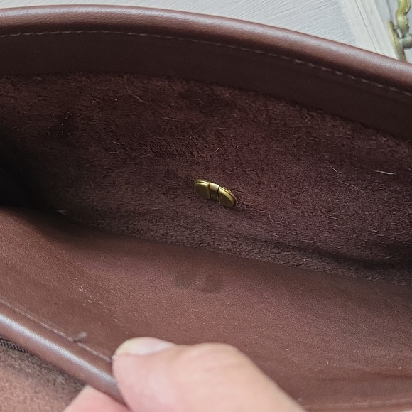 Vintage COACH Mahogany Ridgefield Leather Crossbody Bag #9812 - Picture 14 of 16